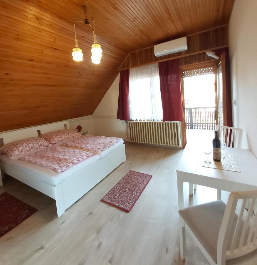 Marika-Lak Apartment Siofok Exterior photo