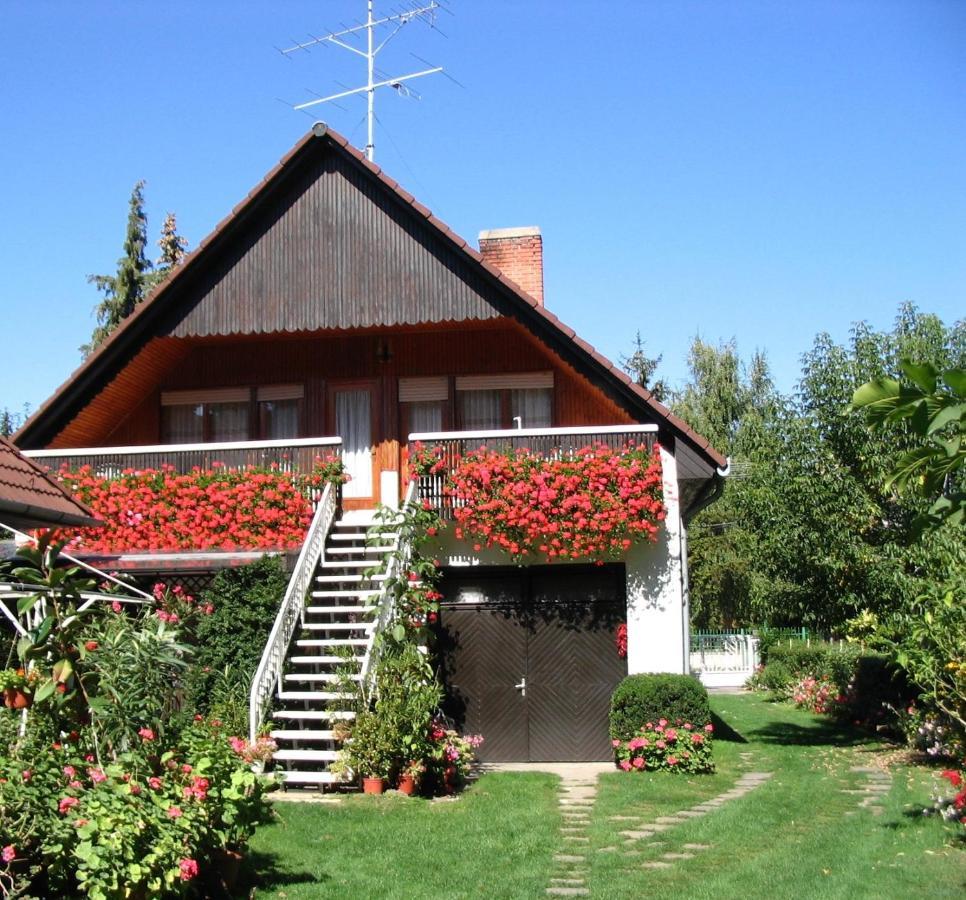 Marika-Lak Apartment Siofok Exterior photo